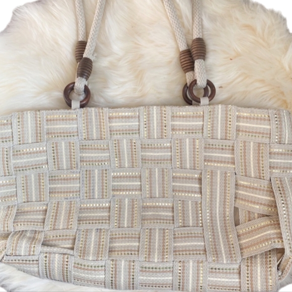 M&G Bertini Cross Woven Cream Neutral Shoulder Bag Italian Purse W/ Gold Sparkle - Picture 1 of 6